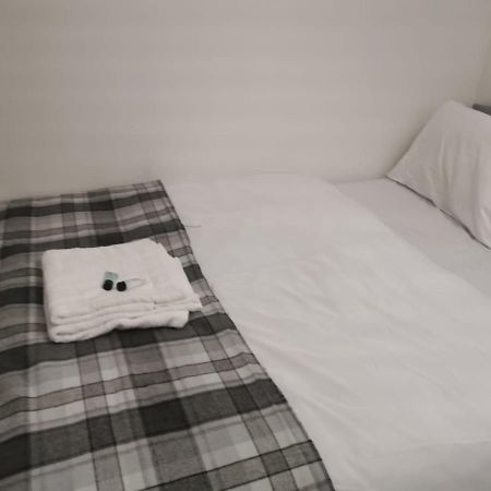 Ella'S Place Hotel Luton  Luaran gambar