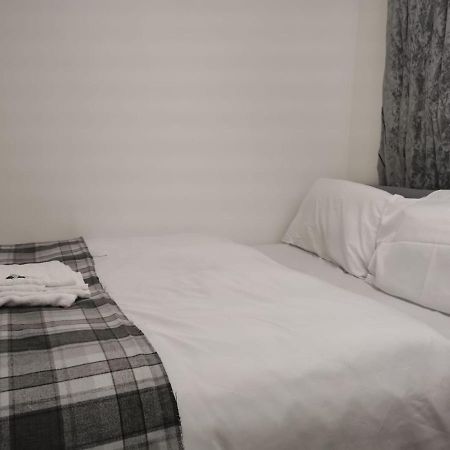 Ella'S Place Hotel Luton  Luaran gambar
