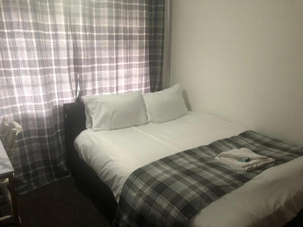 Ella'S Place Hotel Luton  Luaran gambar